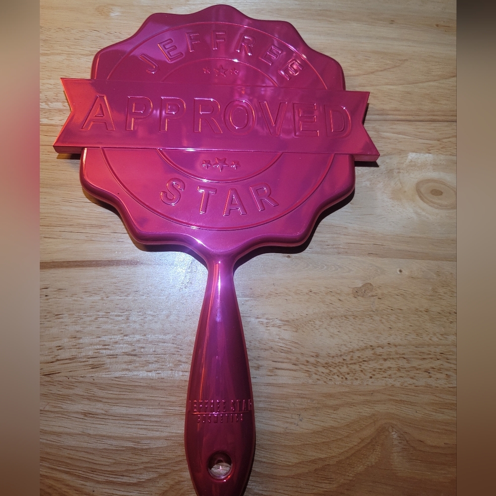 Jeffree star mirror